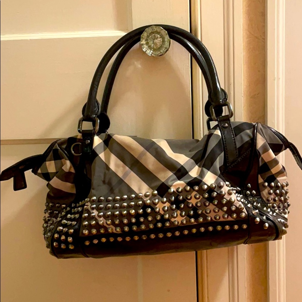 Burberry studded purse